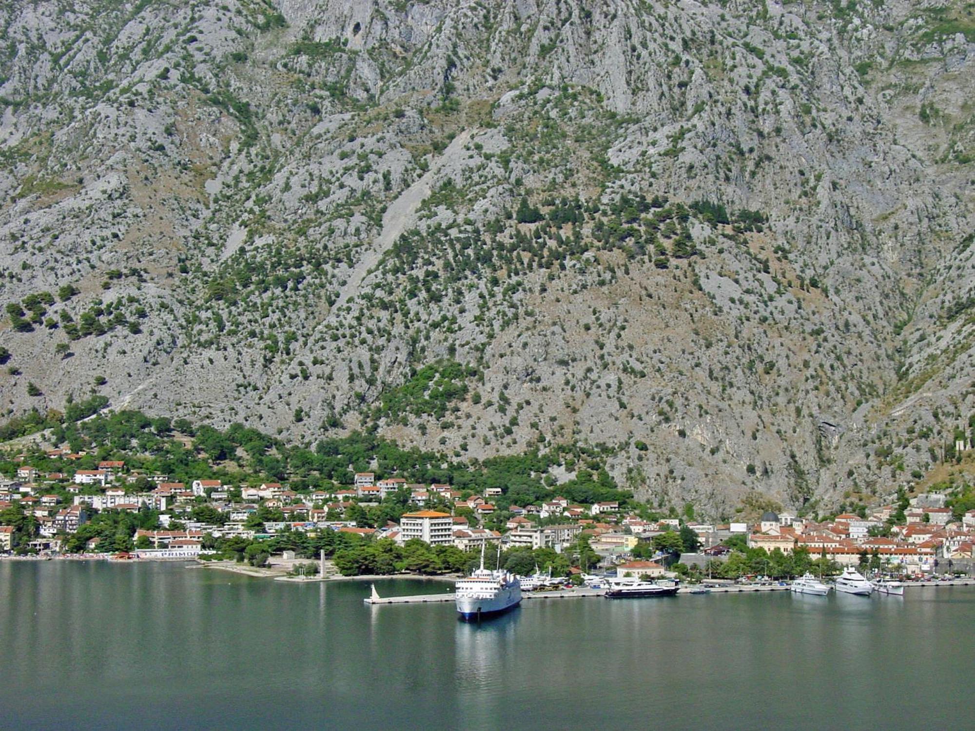Apartment Mimosa Kotor Eksteriør bilde